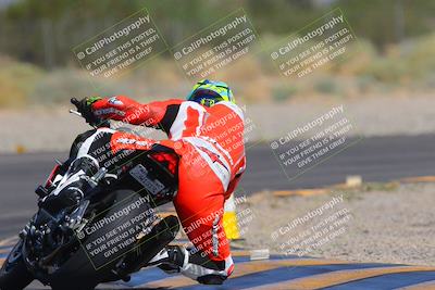 media/Sep-25-2023-Moto Forza (Mon) [[81ffa65e0a]]/B-C Group/Session 4 (Turn 2 Backside)/
